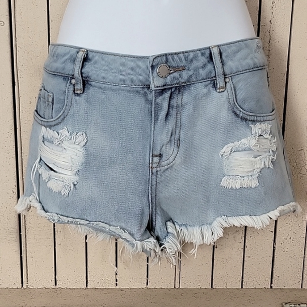 Bullhead low rise short